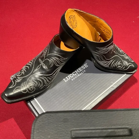 Lucchese Black Embroidered Mule Size 9 Black - Picture 2 of 3